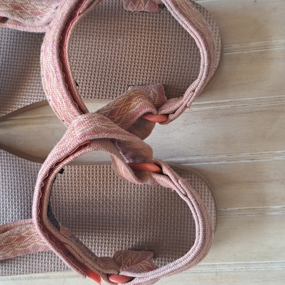 Teva Original Universal Miramar Sandals Pink Print Design Platform Elastic Strap - Picture 3 of 11